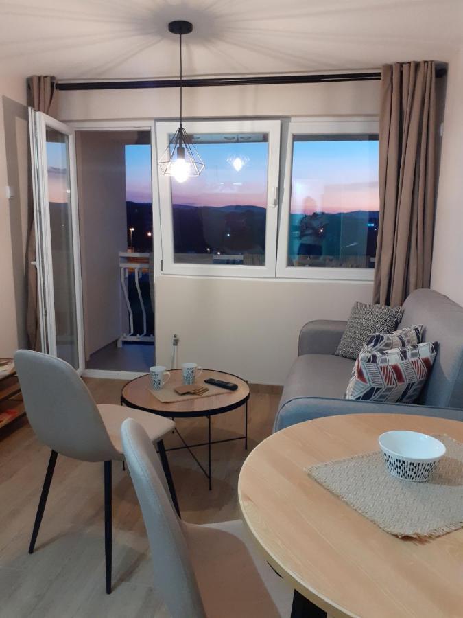 M Apartments Соко Баня Екстериор снимка