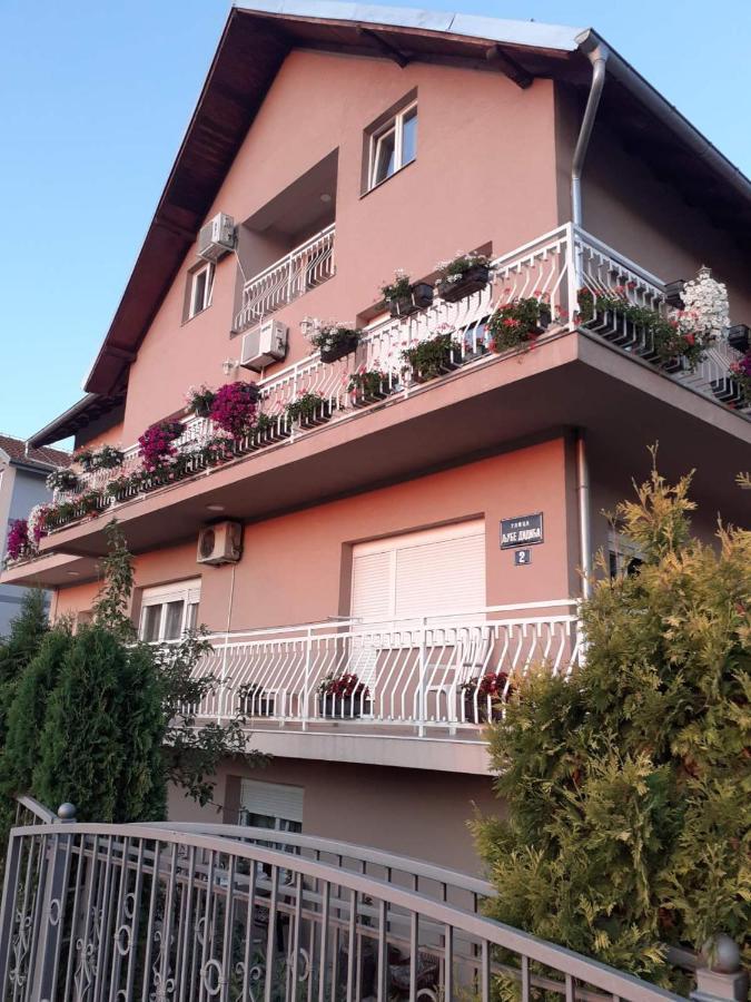 M Apartments Соко Баня Екстериор снимка