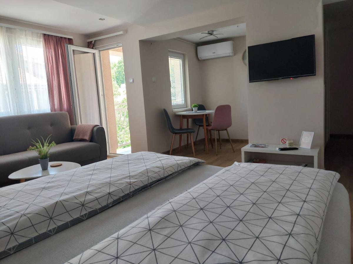 M Apartments Соко Баня Екстериор снимка