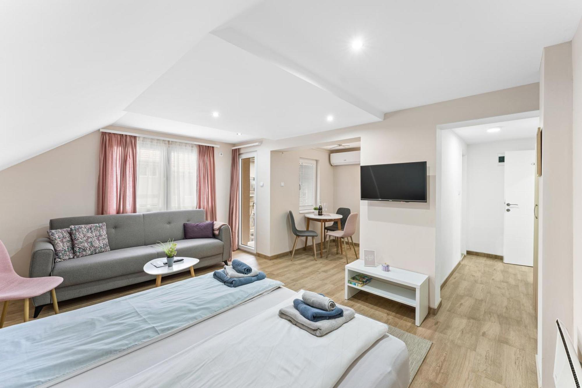 M Apartments Соко Баня Екстериор снимка